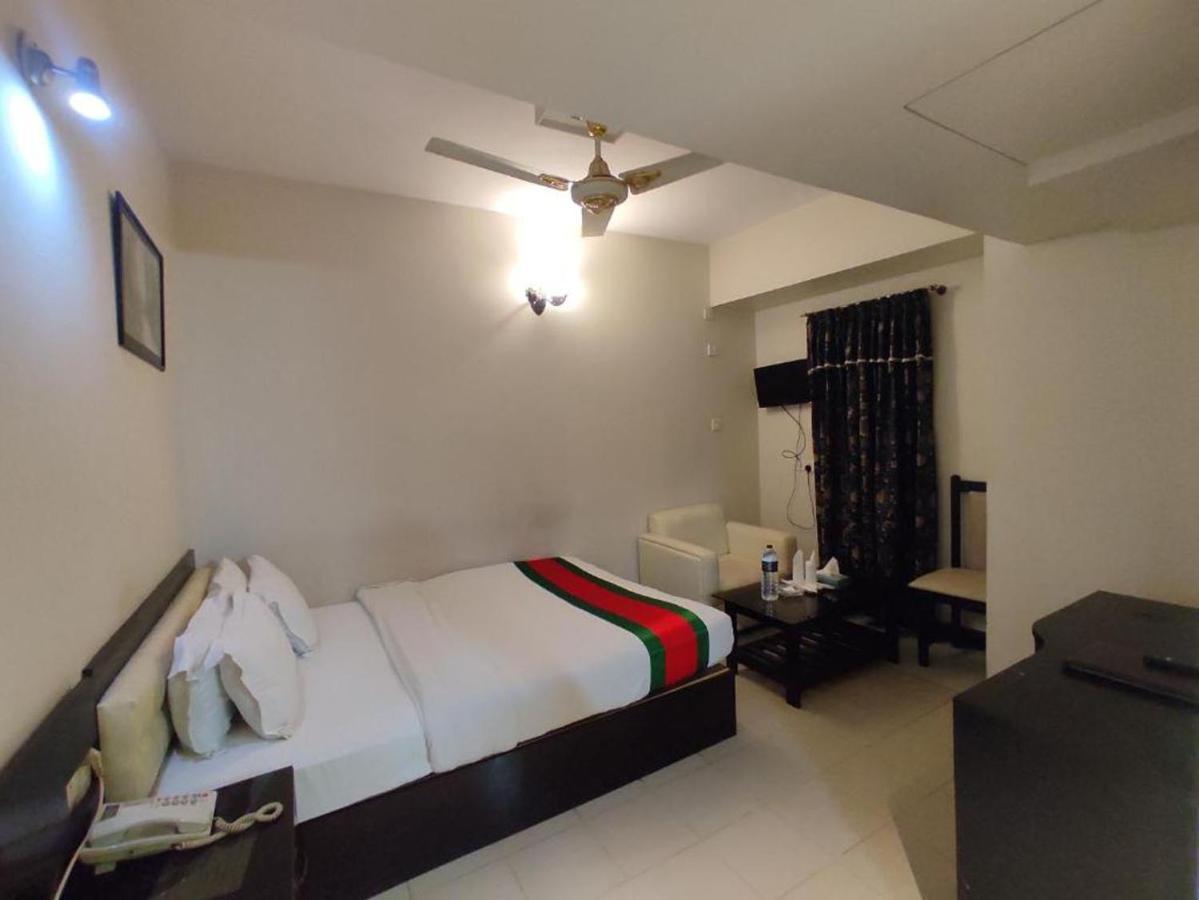 Hotel The Rahmania International Dhaka Bagian luar foto