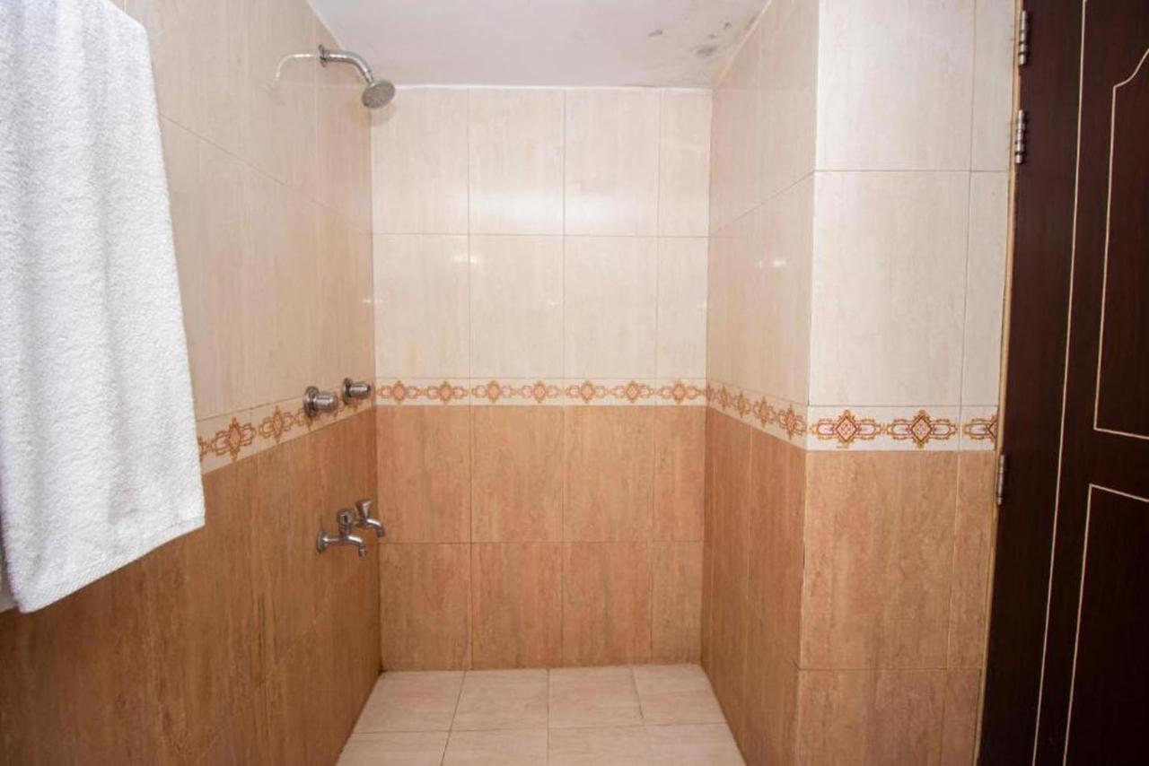 Hotel The Rahmania International Dhaka Bagian luar foto