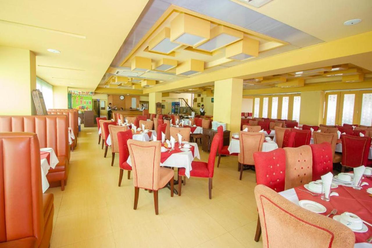 Hotel The Rahmania International Dhaka Bagian luar foto